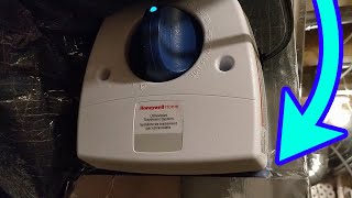 This HVAC Kills Viruses Honeywell UVC Light Surface Treatment System Installation [upl. by Sine814]